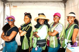 volunteers-partners-07