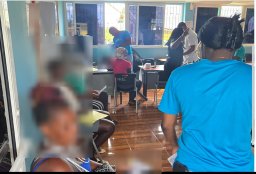 15-clinic-waiting-area